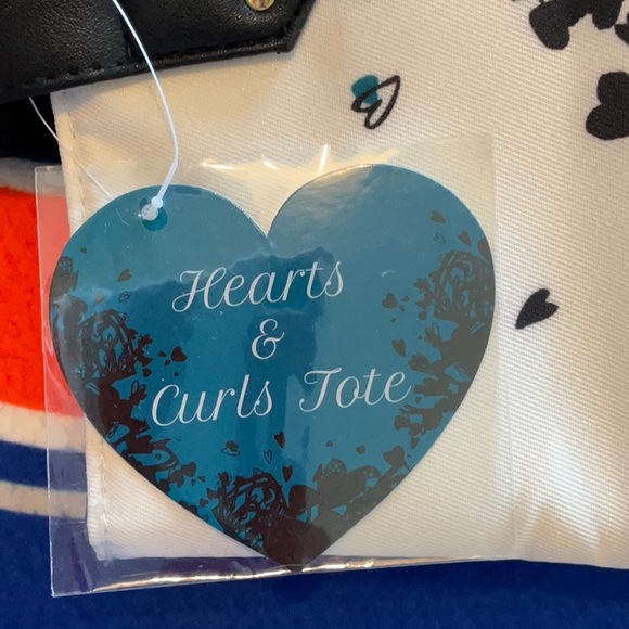 Hearts & Curls Cream/Black/Teal Tote Bag, NWT - Picture 14 of 14